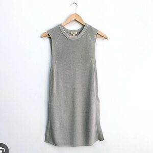 Aritzia Wilfred Palmieri Sleeveless Knit Tunic Sweater